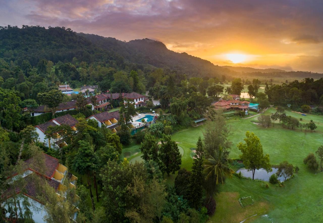Amritara Ambatty Greens Resort Virajpet Ngoại thất bức ảnh